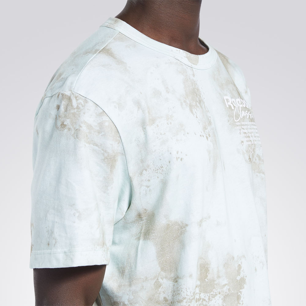 Camiseta Reebok Classics Sr Aop Graphic Unissex