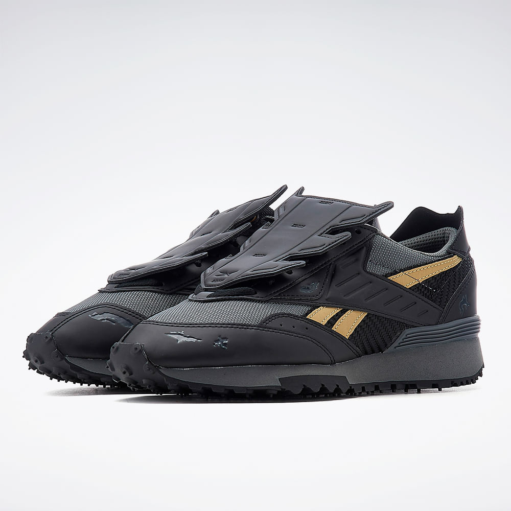 Batman reebok outlet