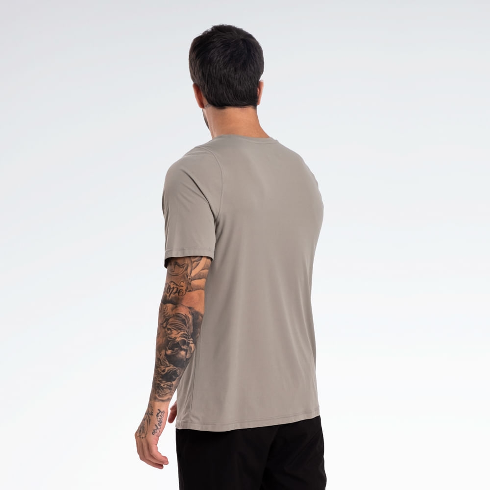 Camiseta Reebok Agile Manga Curta Raglan Masculina