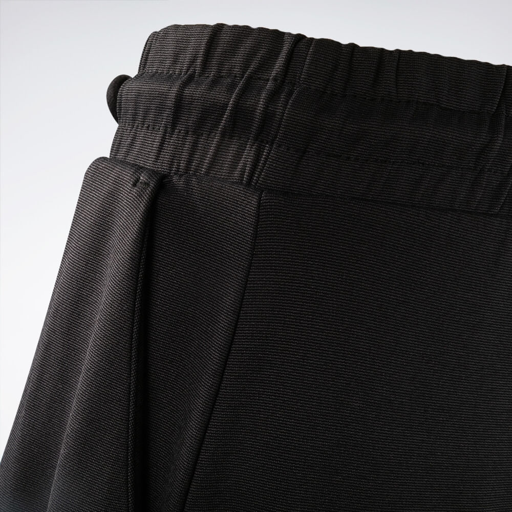 Calça Reebok Essential Feminina
