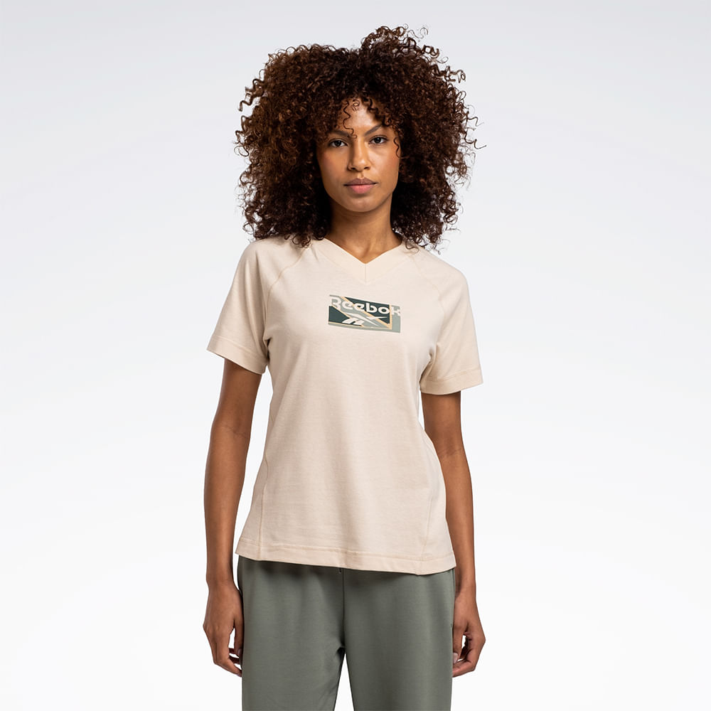 Camiseta Reebok Estampada Manga Curta Raglan Feminina