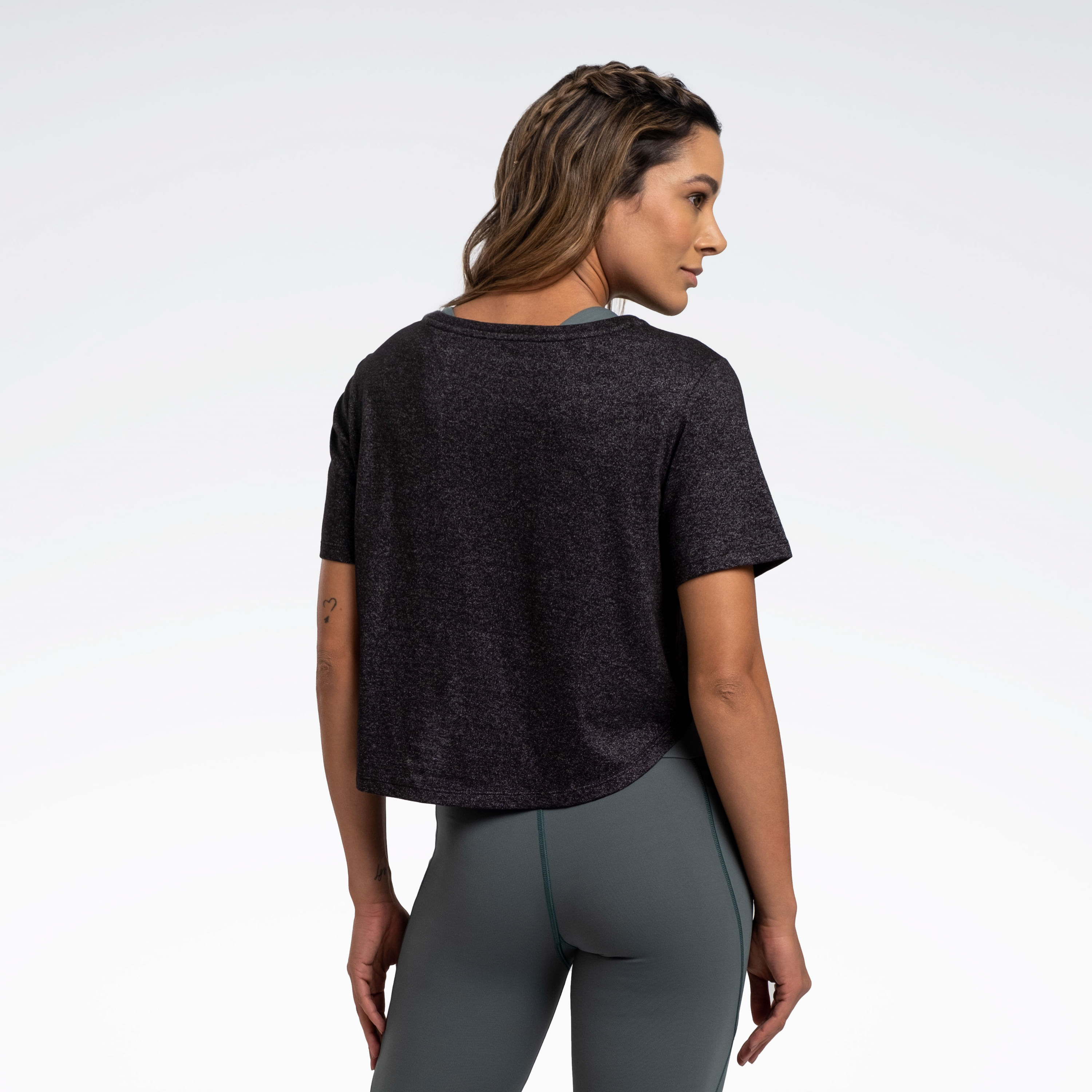Camiseta Reebok Active Cropped Manga Curta Feminina
