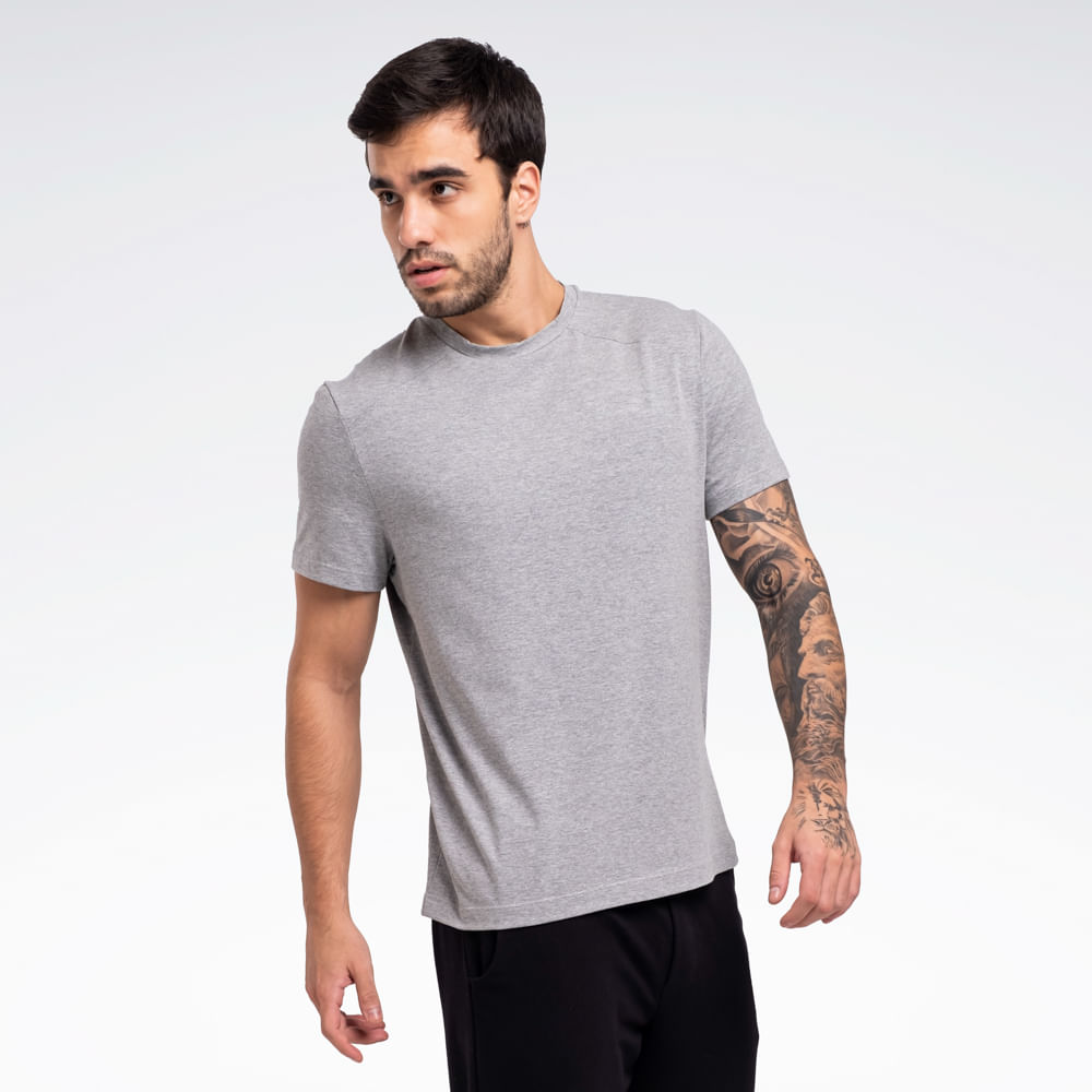 Camiseta Reebok Essential Manga curta Masculina