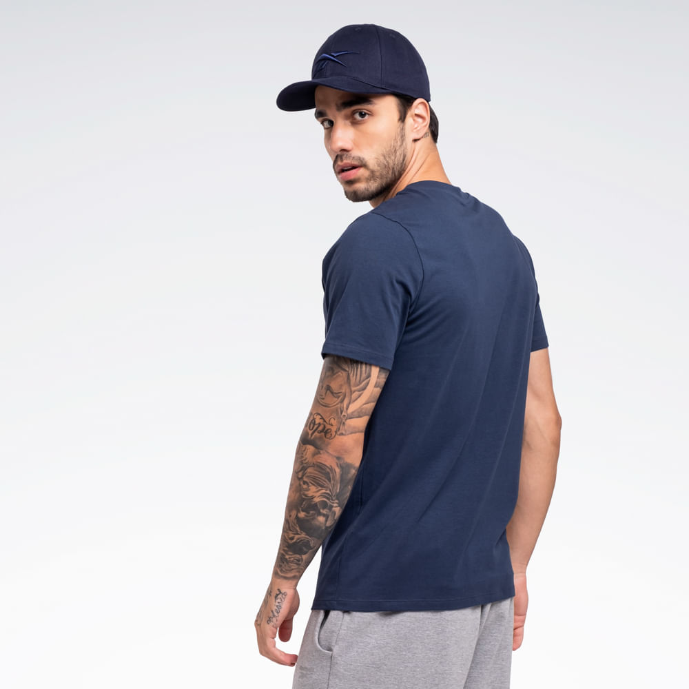 Camiseta Reebok Essential Manga curta Raglan Masculina