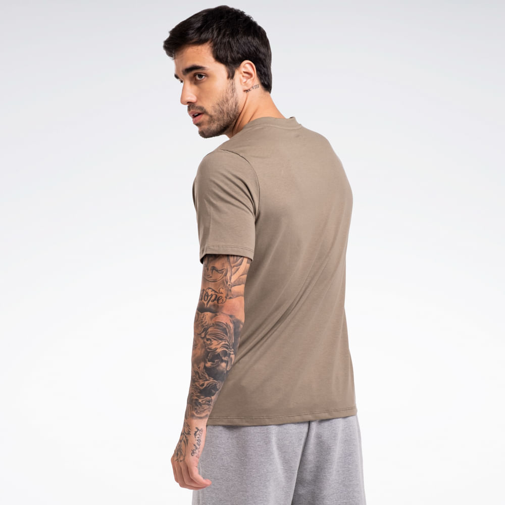 Camiseta Reebok Essential Manga curta Raglan Masculina
