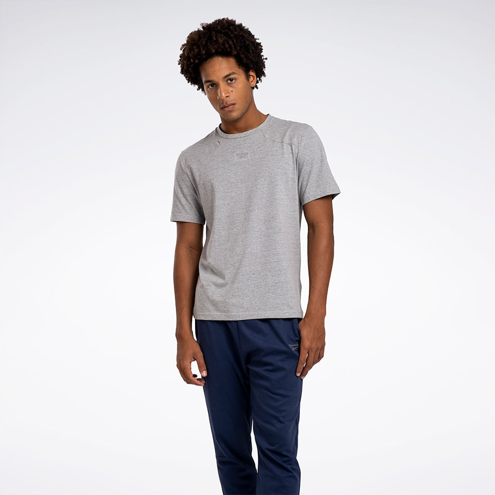 Camiseta Reebok Young Manga  curta Masculina