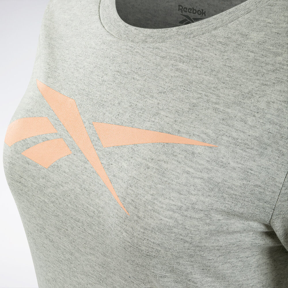 Camiseta Reebok Cl Vector Feminina