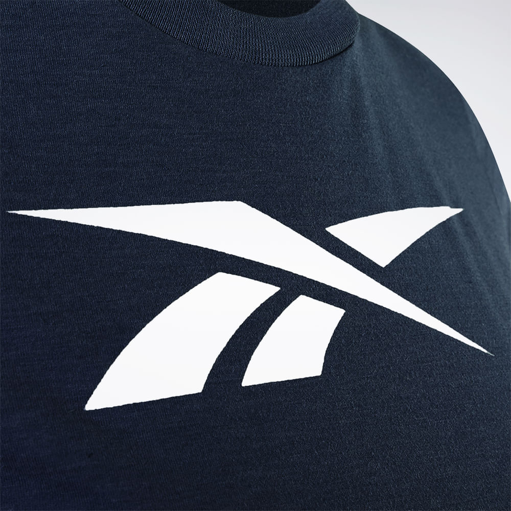 Camiseta Reebok Big Vector Feminina