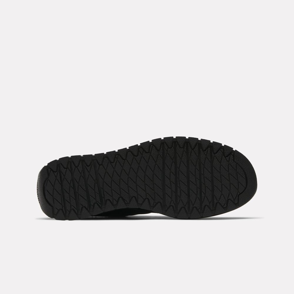 Tênis Reebok Club C Megacourt Universal Monster Noiva do Frankenstein Unissex