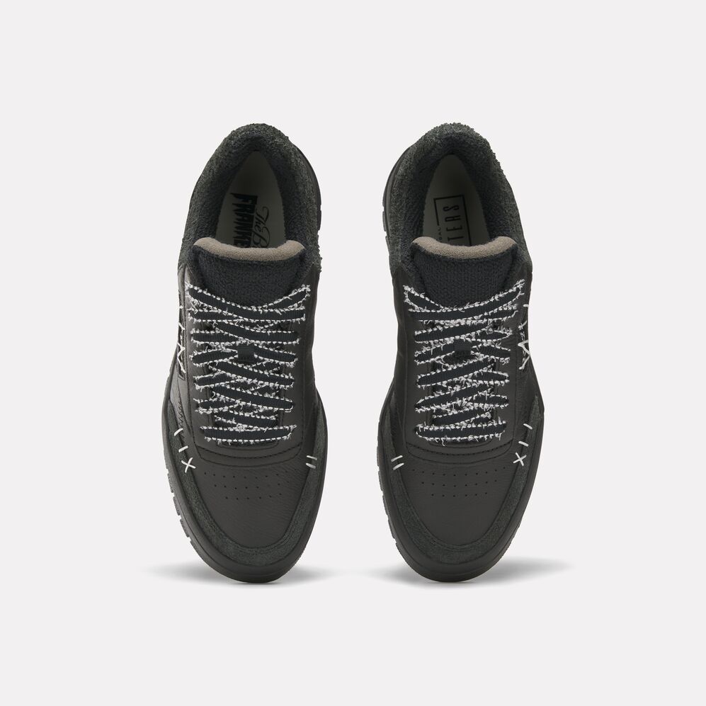 Tênis Reebok Club C Megacourt Universal Monster Noiva do Frankenstein Unissex