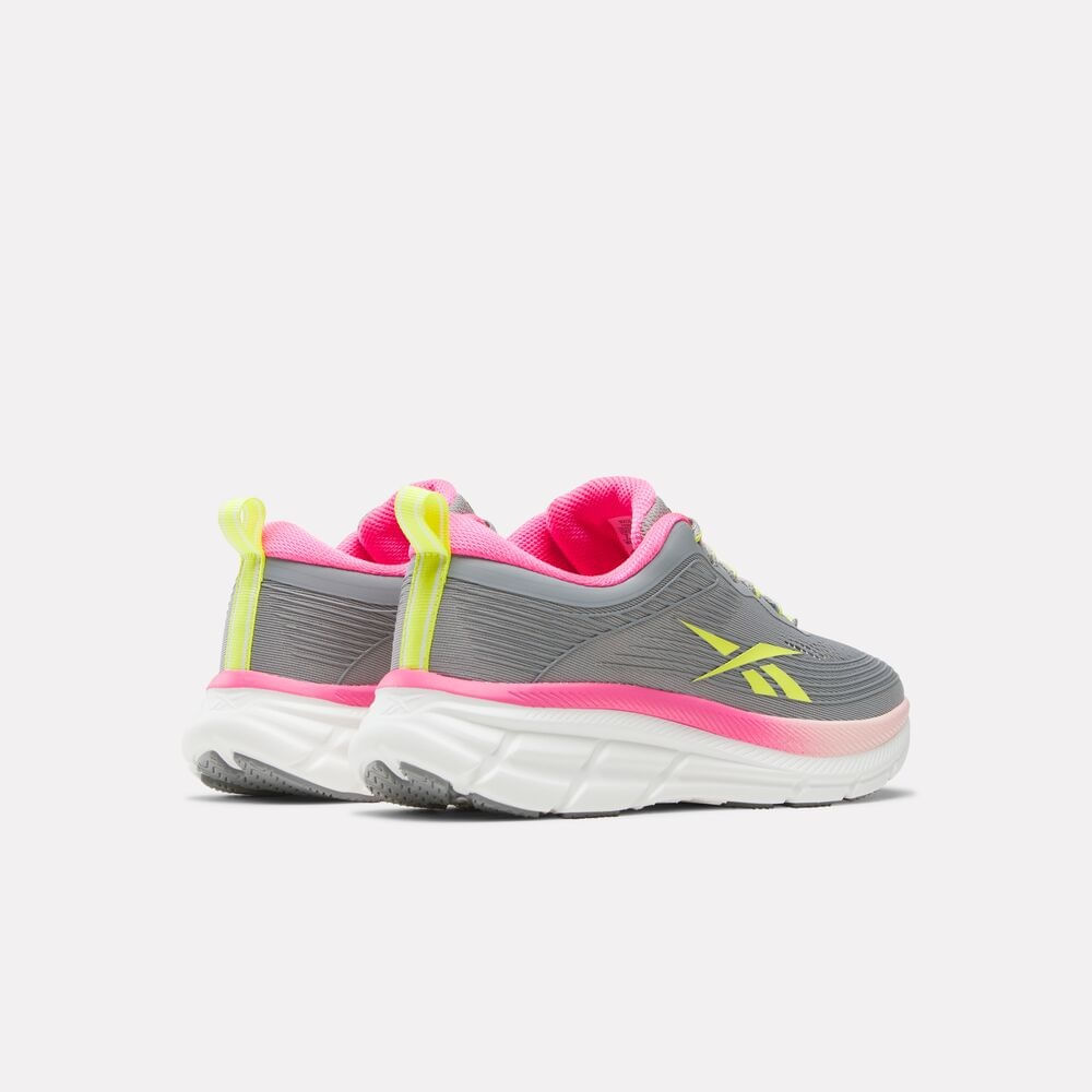 Tênis Reebok Road Strider Feminino