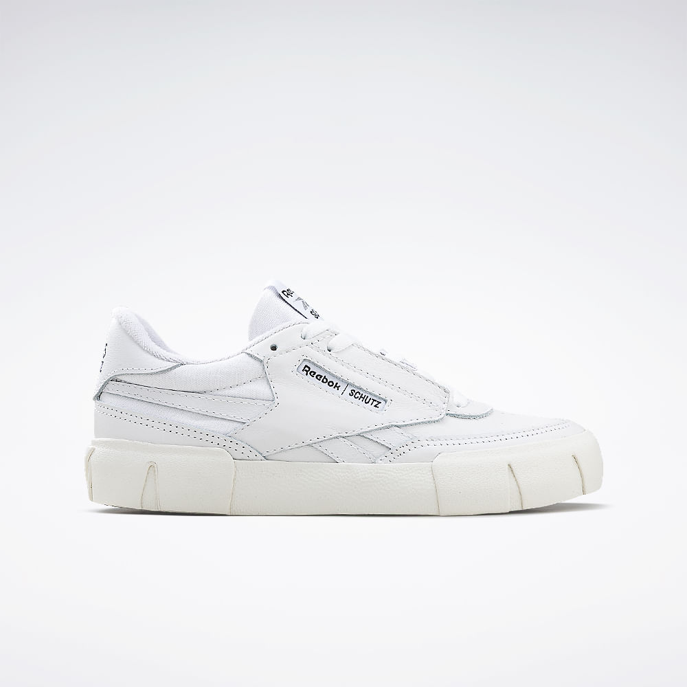 Tênis Reebok X SCHUTZ Club Trek Feminino