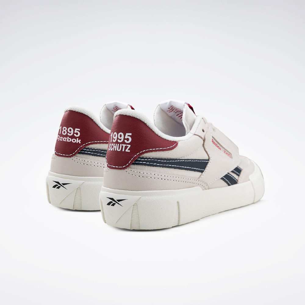 Tênis Reebok X SCHUTZ Club Trek Feminino